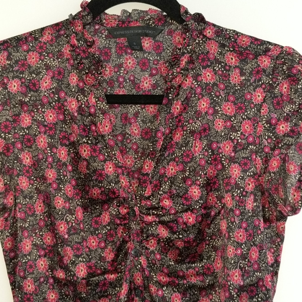 Express Design Studio blouse short sleeve